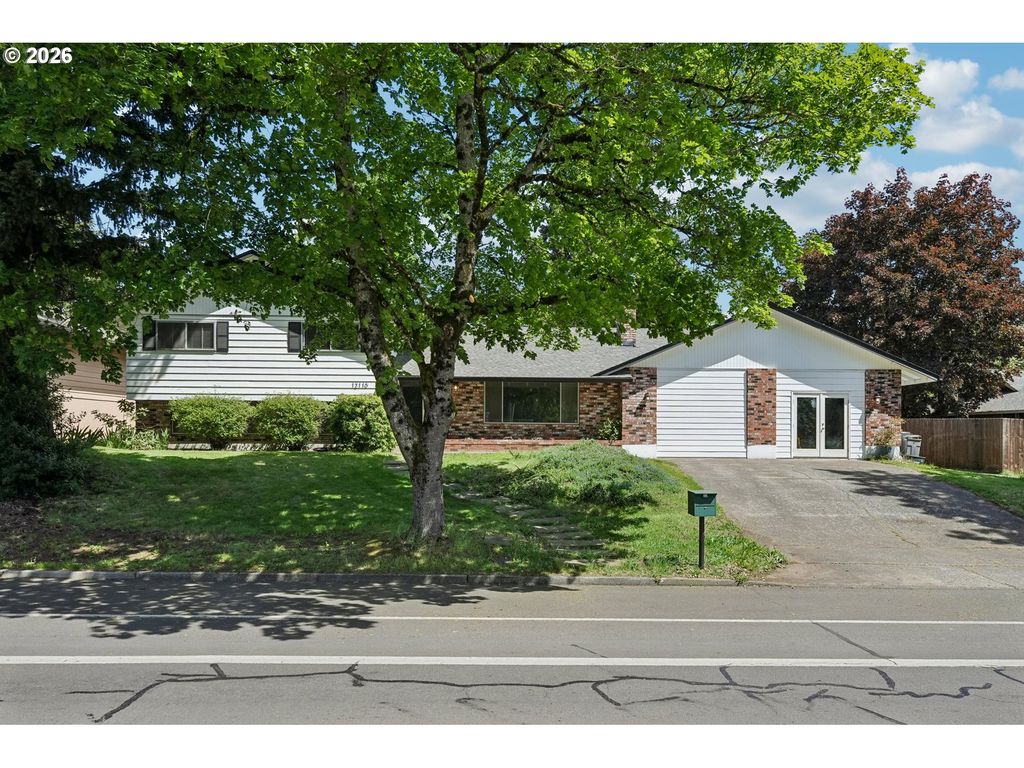 12110 Se MCGILLIVRAY Blvd, Vancouver, WA 98683