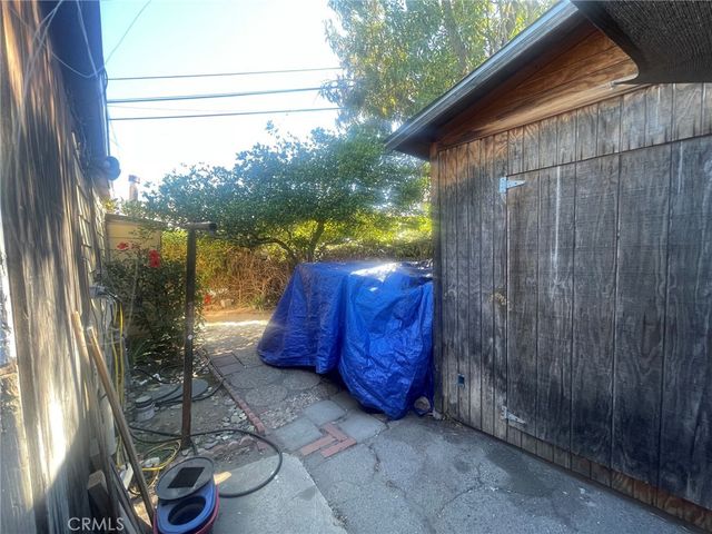 7751 Arvilla Avenue, Sun Valley, CA 91352
