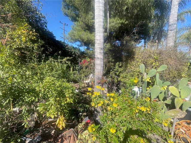 7751 Arvilla Avenue, Sun Valley, CA 91352
