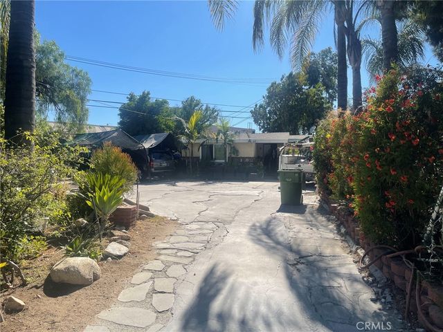 7751 Arvilla Avenue, Sun Valley, CA 91352