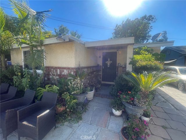 7751 Arvilla Avenue, Sun Valley, CA 91352