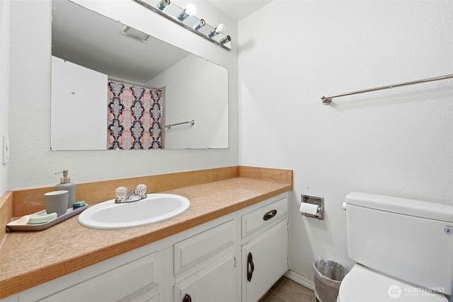 2012 S 332nd Street, Federal Way, WA 98003