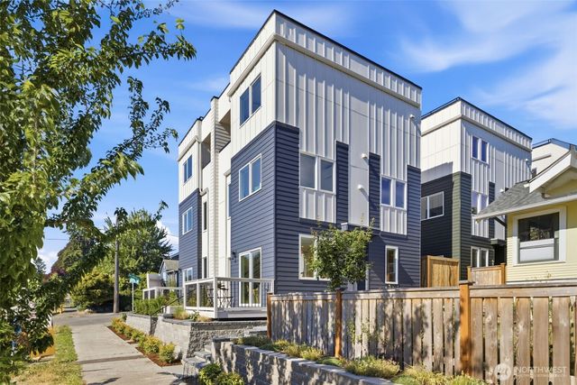 5904 42nd Avenue SW, Seattle, WA 98136