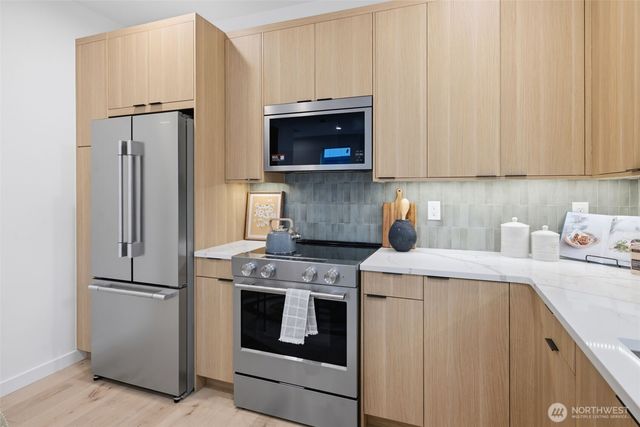 5904 42nd Avenue SW, Seattle, WA 98136