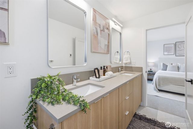 5904 42nd Avenue SW, Seattle, WA 98136