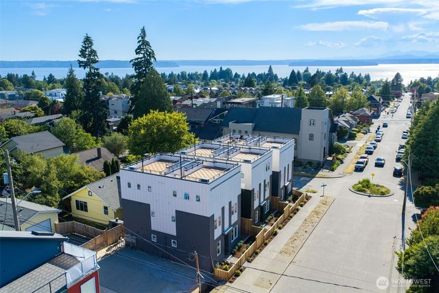 5904 42nd Avenue SW, Seattle, WA 98136