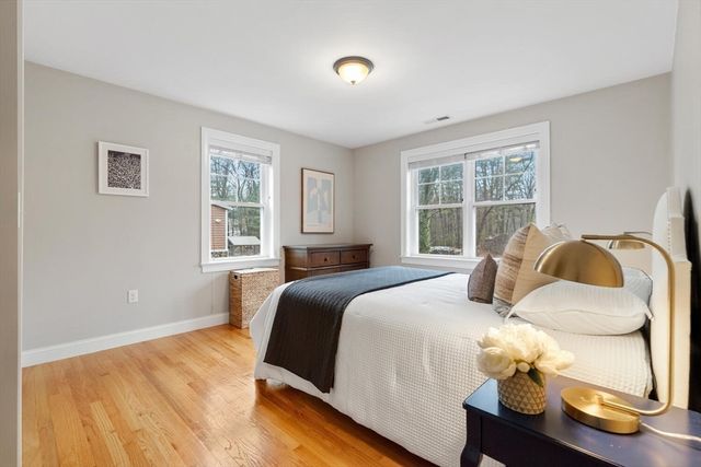 115 Forest St, Reading, MA 01867