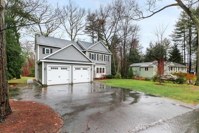 115 Forest St, Reading, MA 01867