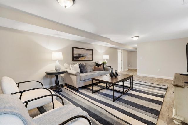 115 Forest St, Reading, MA 01867