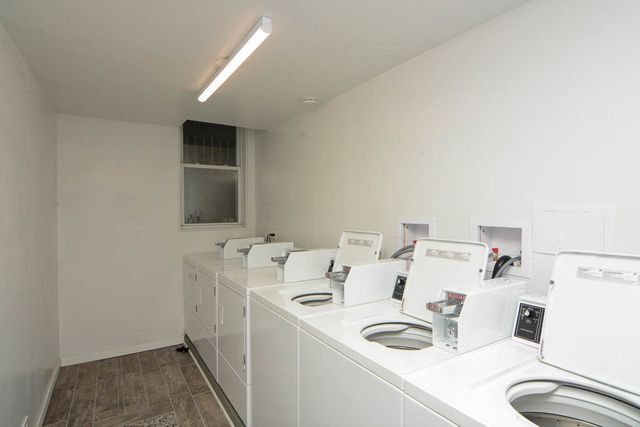 4060 N KENMORE Avenue 302, Chicago, IL 60613