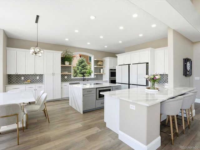 6536 S Riviera Way, Aurora, CO 80016