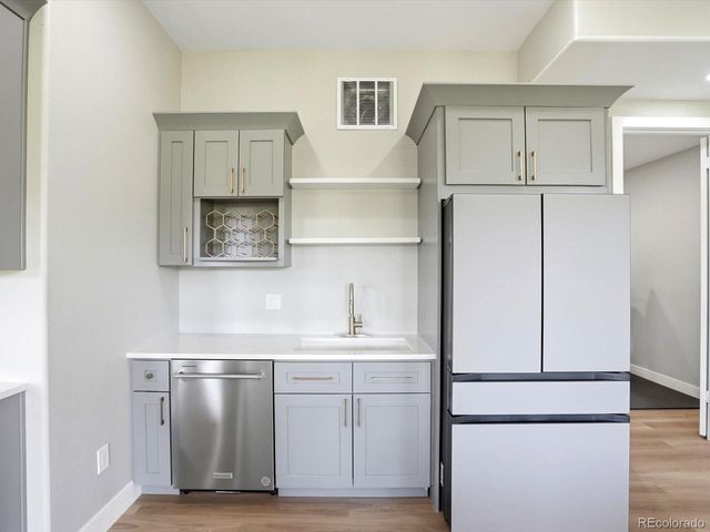 6536 S Riviera Way, Aurora, CO 80016