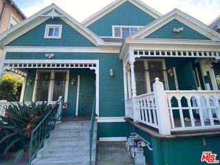 1612 W 11th Place, Los Angeles, CA 90015