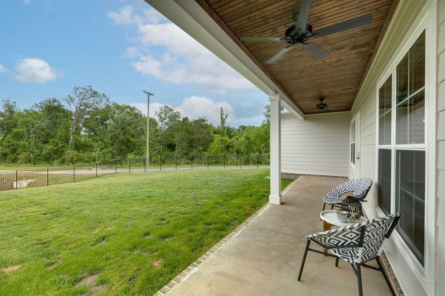 1545 Shalom St, Murfreesboro, TN 37128