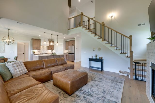 1545 Shalom St, Murfreesboro, TN 37128