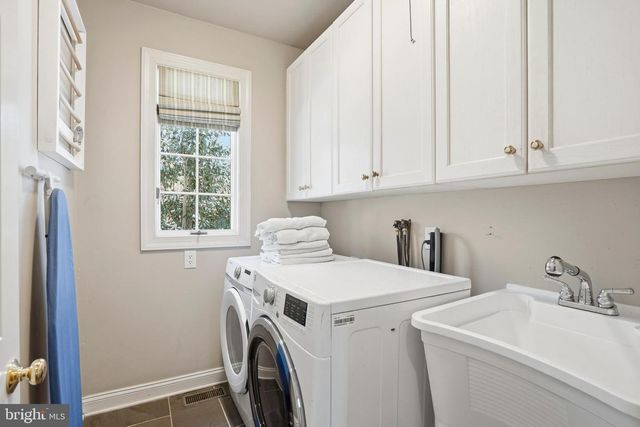 65 BORTONS RD, Marlton, NJ 08053