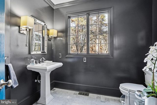 65 BORTONS RD, Marlton, NJ 08053