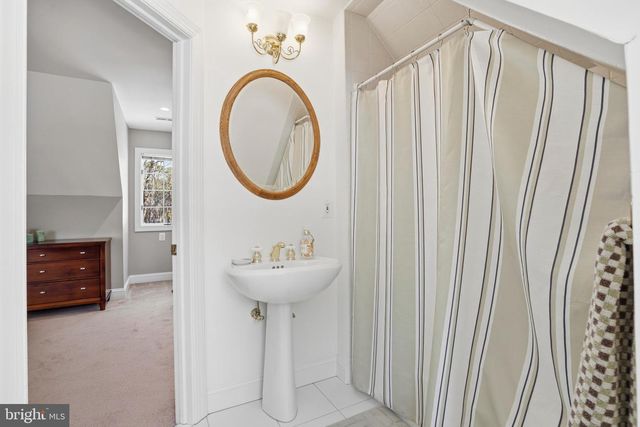 65 BORTONS RD, Marlton, NJ 08053