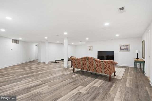 65 BORTONS RD, Marlton, NJ 08053