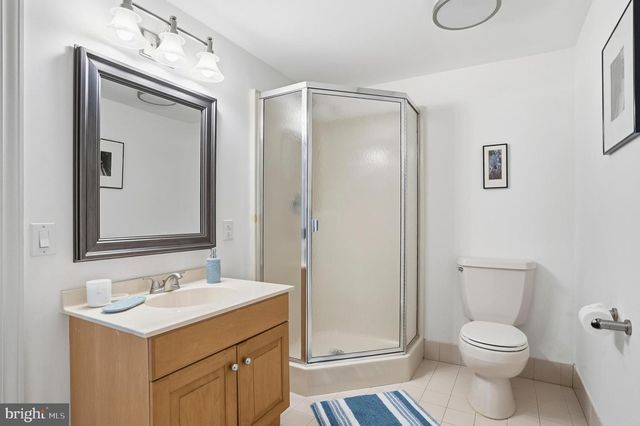 65 BORTONS RD, Marlton, NJ 08053