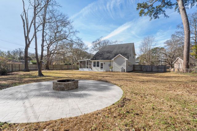 1837 Stonehedge Road, Charleston, SC 29407