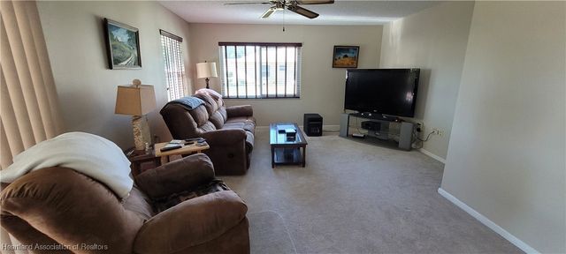 308 Oak Knolls Circle, Sebring, FL 33876