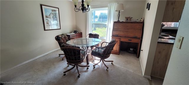 308 Oak Knolls Circle, Sebring, FL 33876