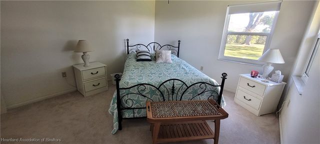 308 Oak Knolls Circle, Sebring, FL 33876