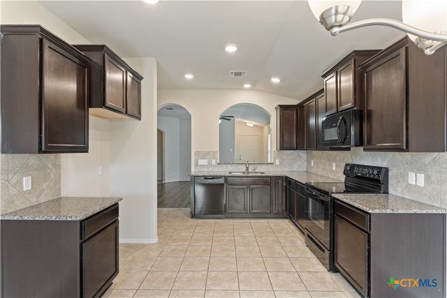 6313 Dorothy Muree Drive, Temple, TX 76502