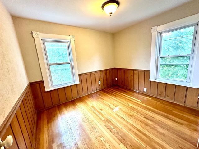 6 Grant St 2, Natick, MA 01760