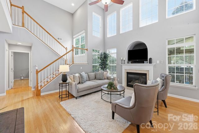 1854 Briarcrest Drive NW, Charlotte, NC 28269