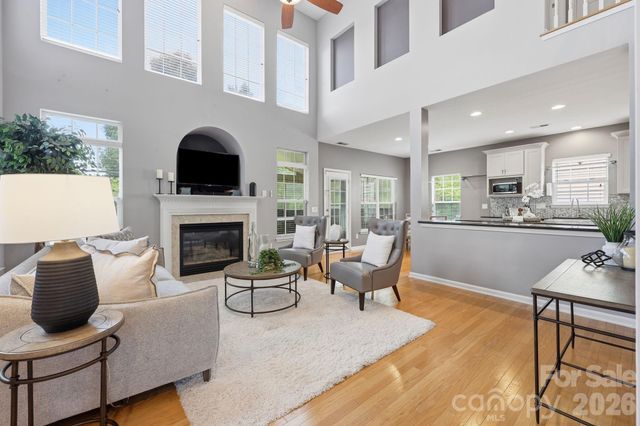 1854 Briarcrest Drive NW, Charlotte, NC 28269