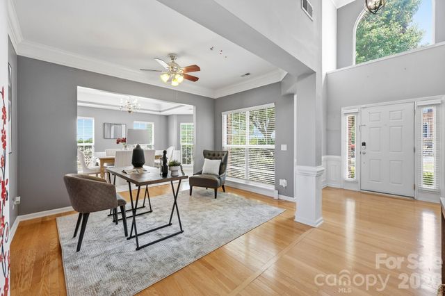 1854 Briarcrest Drive NW, Charlotte, NC 28269