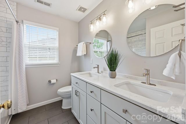 1854 Briarcrest Drive NW, Charlotte, NC 28269