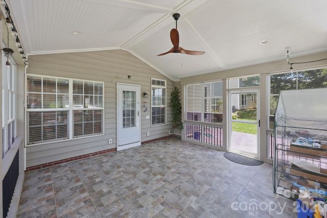 1854 Briarcrest Drive NW, Charlotte, NC 28269