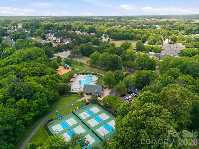1854 Briarcrest Drive NW, Charlotte, NC 28269