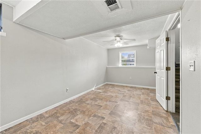 1622 N Emery Street, Independence, MO 64050