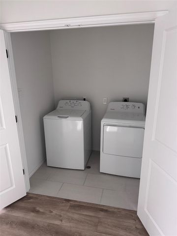 5508 Oakmont Bend Drive, Houston, TX 77091