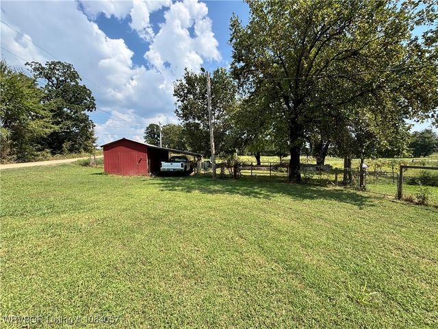 469958 E 1099 Road, Muldrow, OK 74948