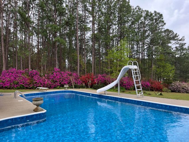 31 Lake Ridge Pt., Lumberton, MS 39455