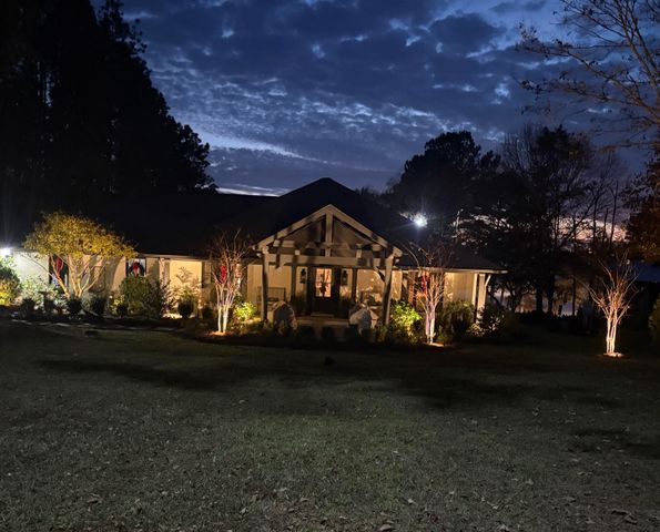 31 Lake Ridge Pt., Lumberton, MS 39455