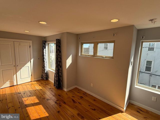 2521 E DAUPHIN ST, Philadelphia, PA 19125
