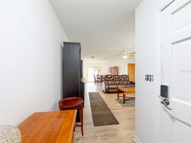 1975 N SCENIC WAY, Crystal River, FL 34429