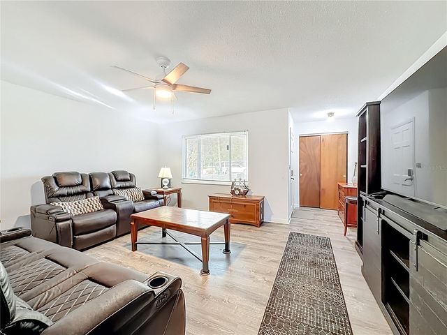 1975 N SCENIC WAY, Crystal River, FL 34429