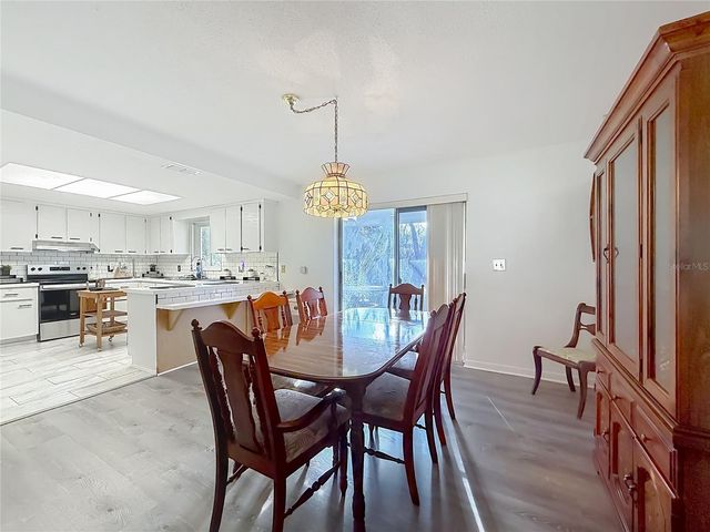 1975 N SCENIC WAY, Crystal River, FL 34429