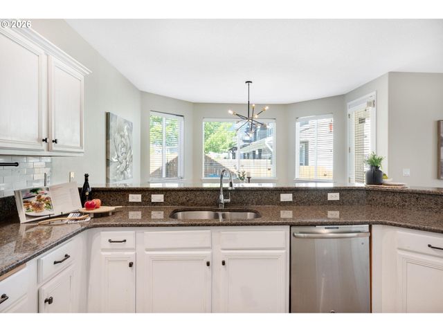 15486 Sw 144TH Ter, Portland, OR 97224