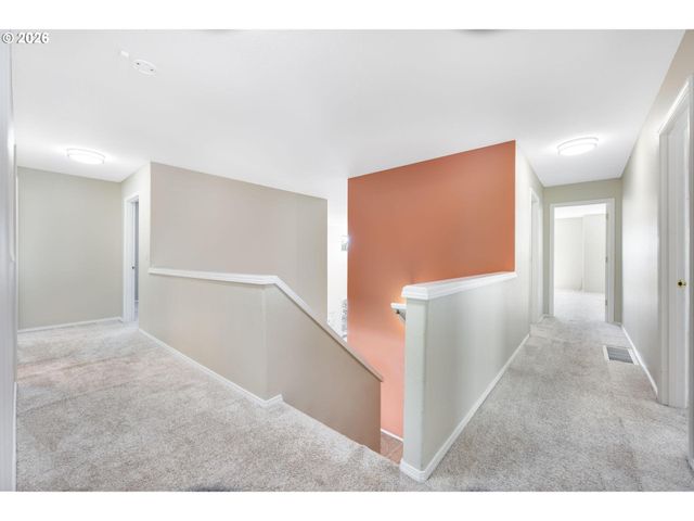 15486 Sw 144TH Ter, Portland, OR 97224