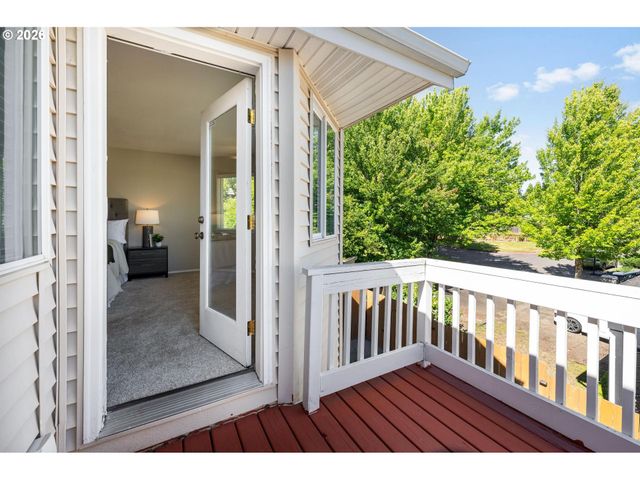 15486 Sw 144TH Ter, Portland, OR 97224