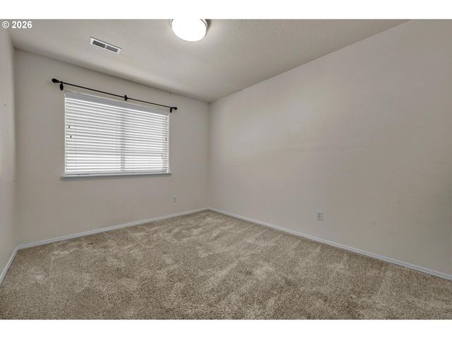 15486 Sw 144TH Ter, Portland, OR 97224