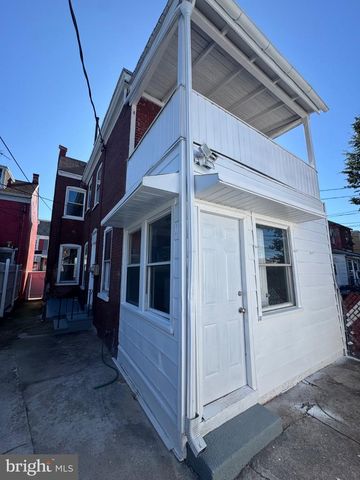 1224 MULBERRY ST, Reading, PA 19604